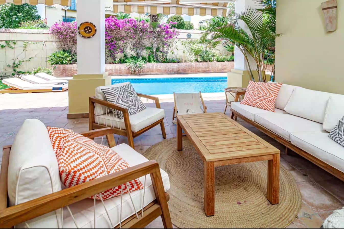 6 slaapkamer Villa voor vakantieverhuur in San Pedro de Alcantara met zwembad - € 5.880 (Ref: 10011210)