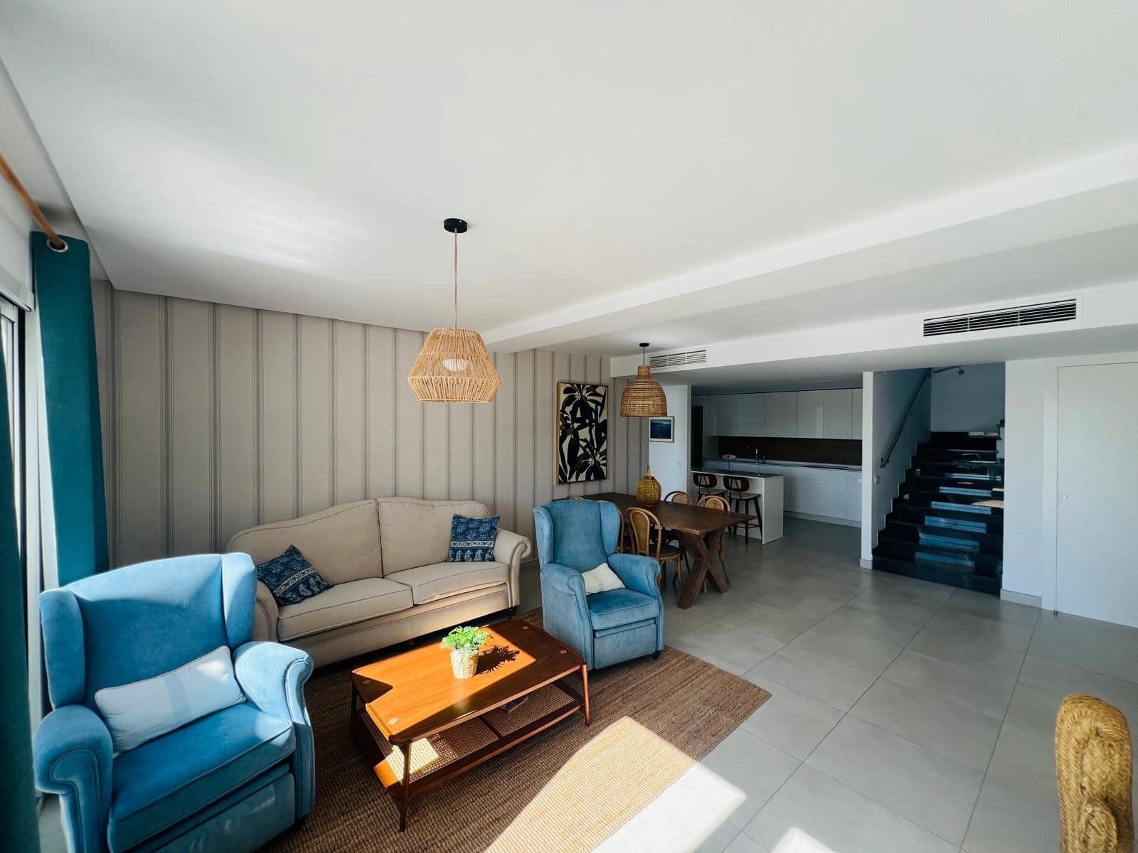 3 soveværelse Semi-Rækkehus til leje i Marbella med swimmingpool garage - € 3.500 (Ref: 10015296)