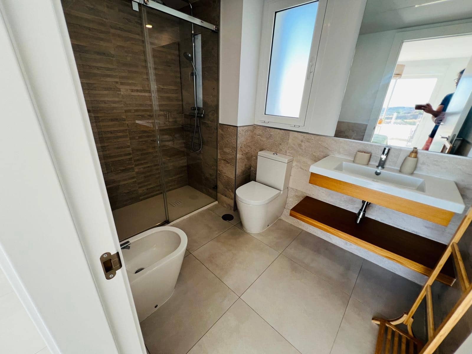 3 soveværelse Semi-Rækkehus til leje i Marbella med swimmingpool garage - € 3.500 (Ref: 10015296)