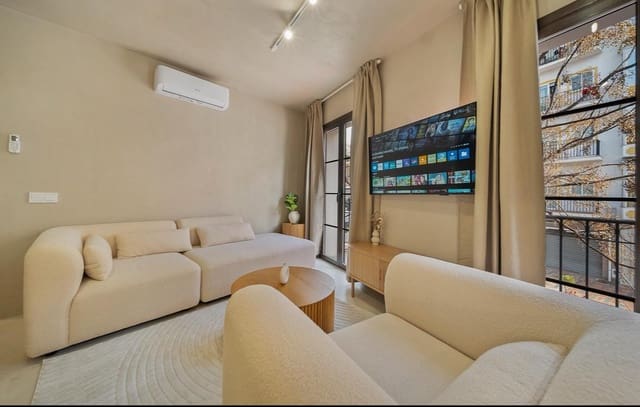 3 bedroom Apartment for rent in Marbella - € 3,000 (Ref: 10017311)