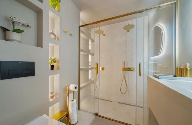 3 bedroom Apartment for rent in Marbella - € 3,000 (Ref: 10017311)
