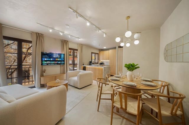3 bedroom Apartment for rent in Marbella - € 3,000 (Ref: 10017311)
