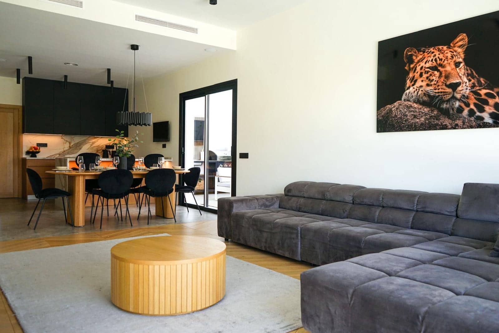 Villa/Maison de 5 chambres à louer à Benahavis avec piscine garage - 6 000 € (Ref: 10017312)