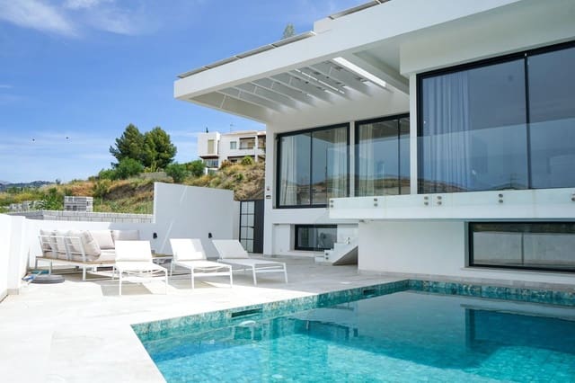 Villa/Maison de 5 chambres à louer à Benahavís avec piscine garage - 6 000 € (Ref: 10017312)