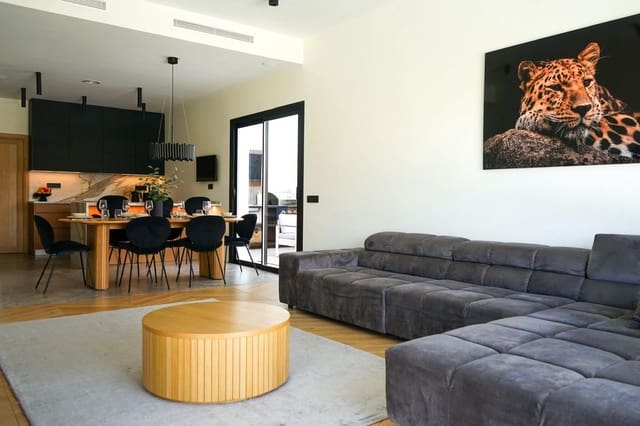 Villa/Maison de 5 chambres à louer à Benahavís avec piscine garage - 6 000 € (Ref: 10017312)