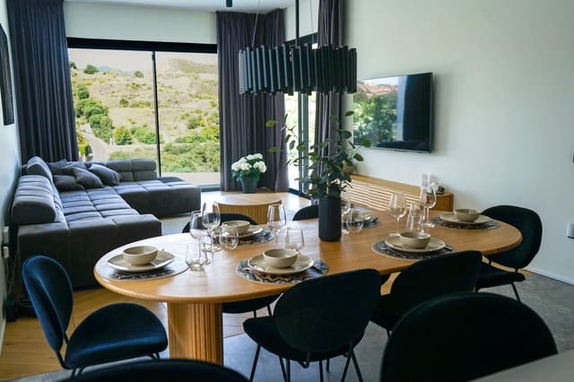 Villa/Maison de 5 chambres à louer à Benahavís avec piscine garage - 6 000 € (Ref: 10017312)