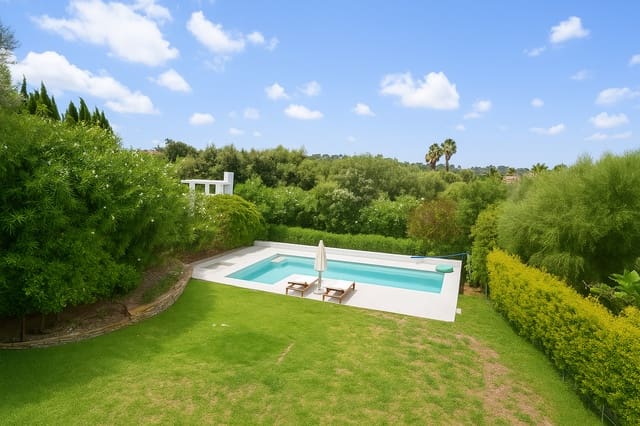 4 bedroom Semi-detached Villa for sale in Sotogrande Alto, San Roque - € 1,499,999 (Ref: 10031757)