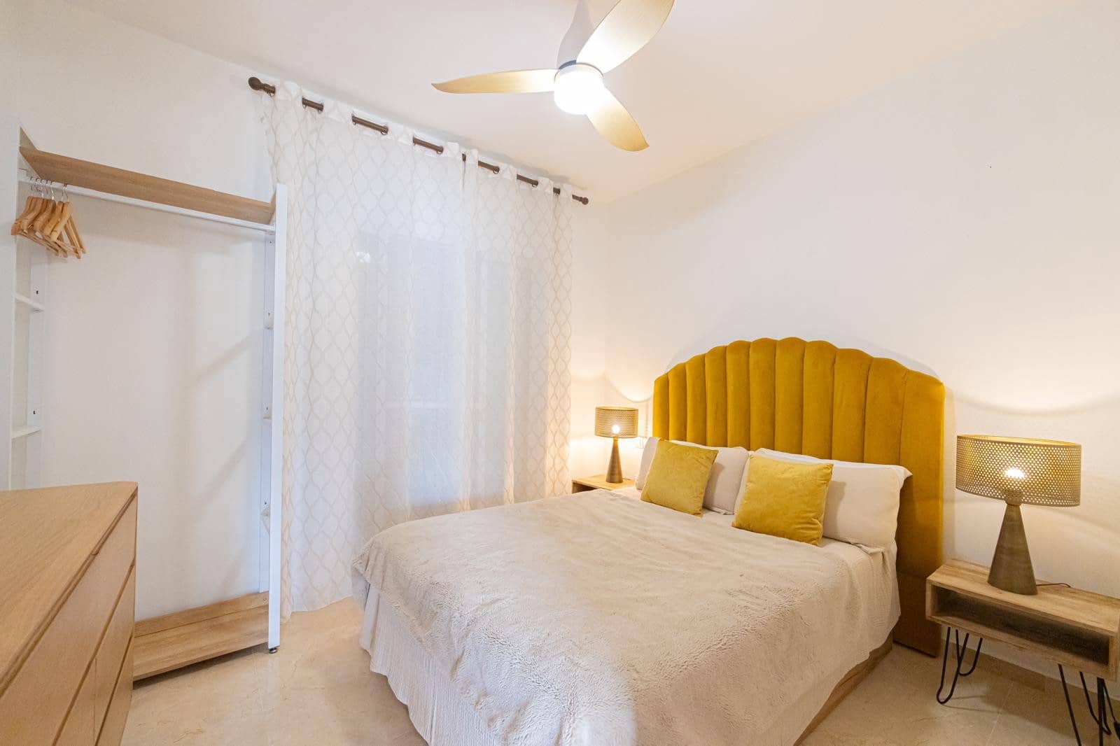 5 quarto Moradia Geminada para arrendar em San Pedro de Alcantara com piscina garagem - 4 500 € (Ref: 10040803)