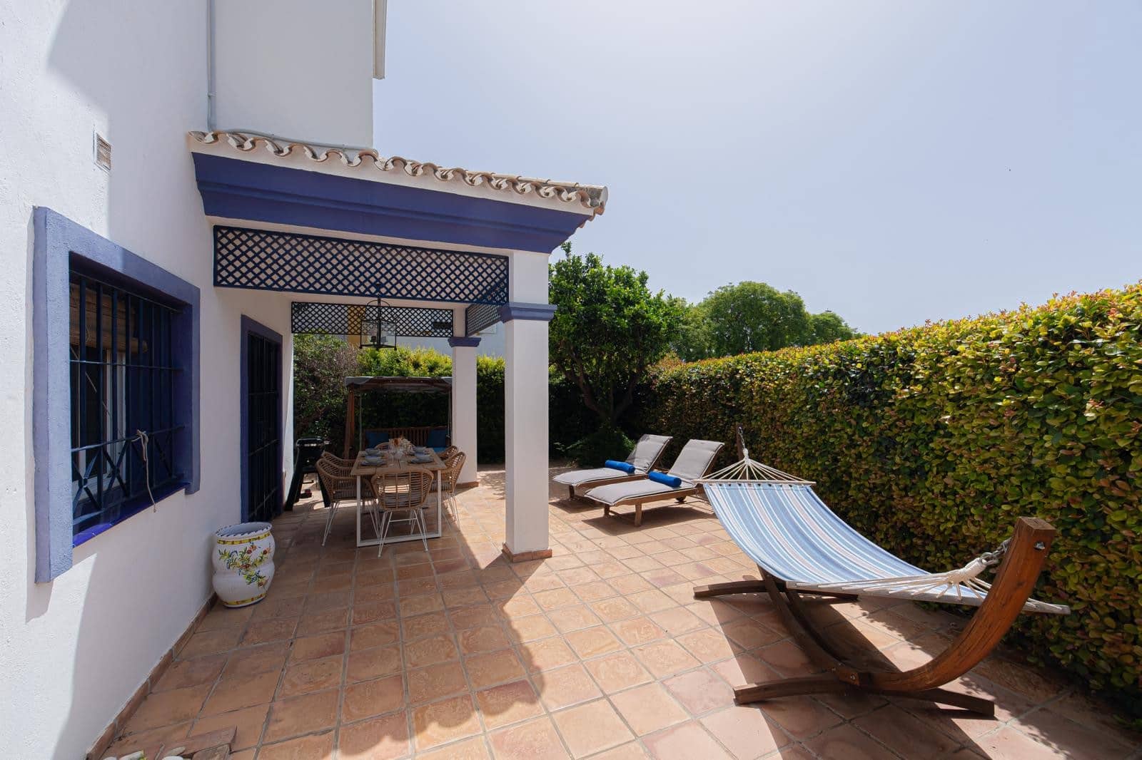 5 quarto Moradia Geminada para arrendar em San Pedro de Alcantara com piscina garagem - 4 500 € (Ref: 10040803)