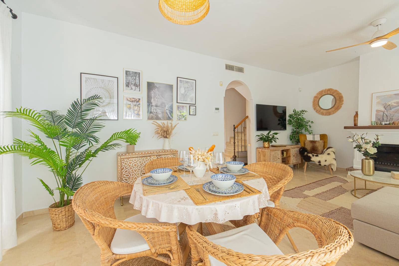 5 quarto Moradia Geminada para arrendar em San Pedro de Alcantara com piscina garagem - 4 500 € (Ref: 10040803)