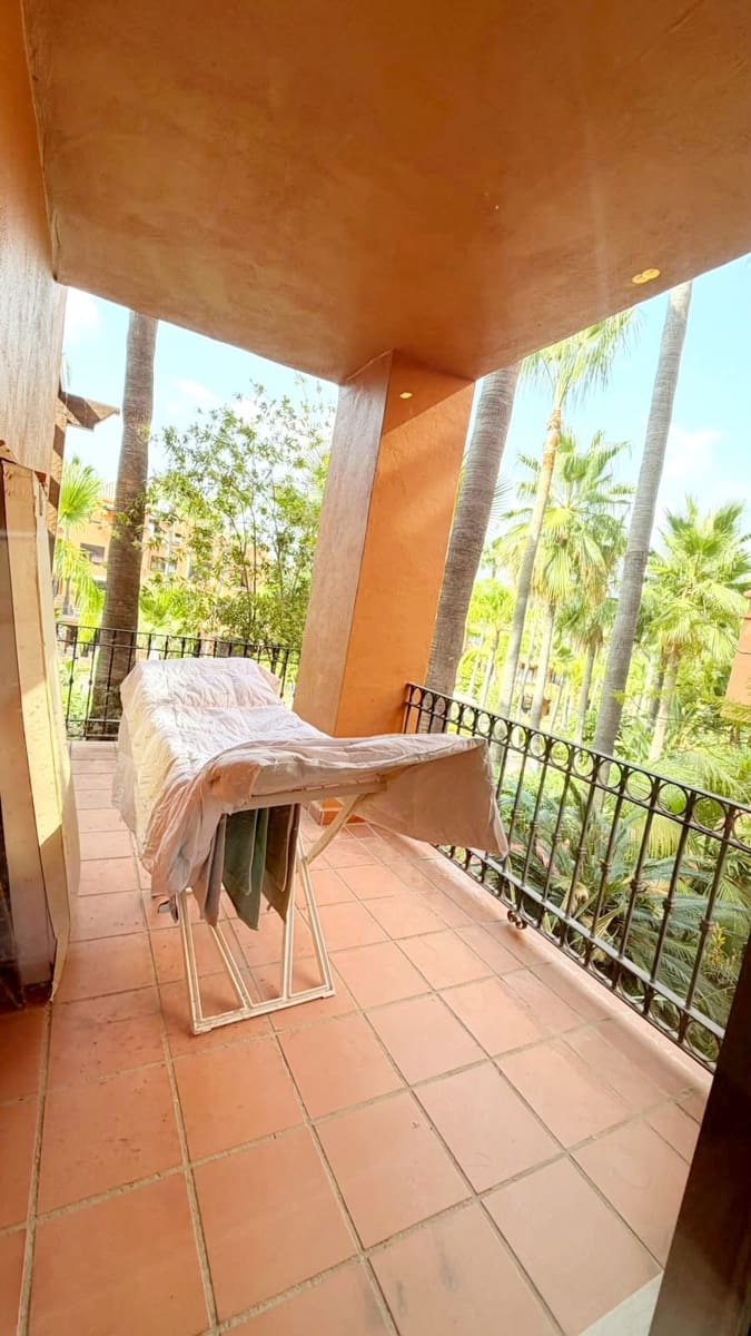 3 sovrum Lägenhet att hyra i Marbella med pool garage - 6 500 € (Ref: 10048973)