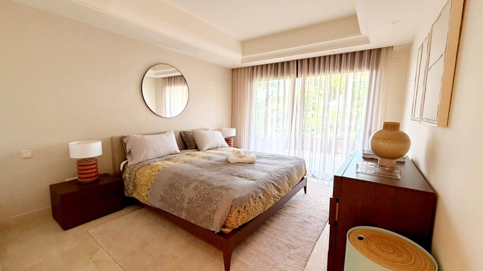 3 sovrum Lägenhet att hyra i Marbella med pool garage - 6 500 € (Ref: 10048973)