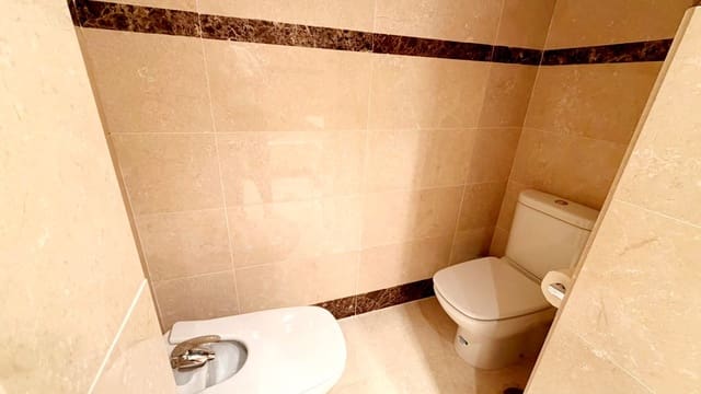 3 Zimmer Apartment zu vermieten in Marbella mit Pool Garage - 6.500 € (Ref: 10048973)