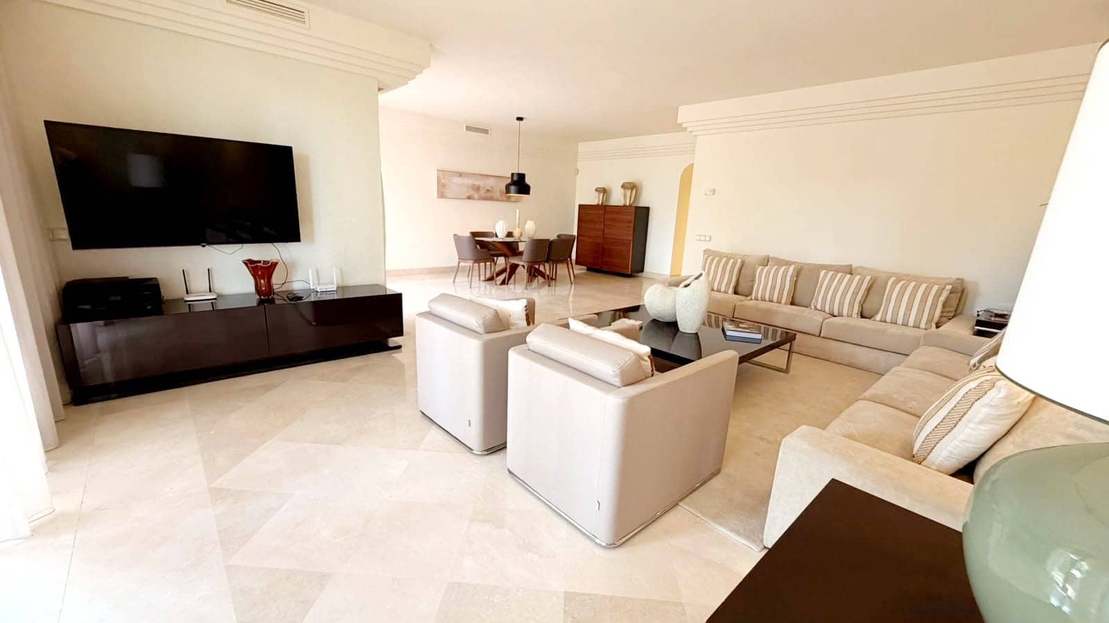 3 sovrum Lägenhet att hyra i Marbella med pool garage - 6 500 € (Ref: 10048973)