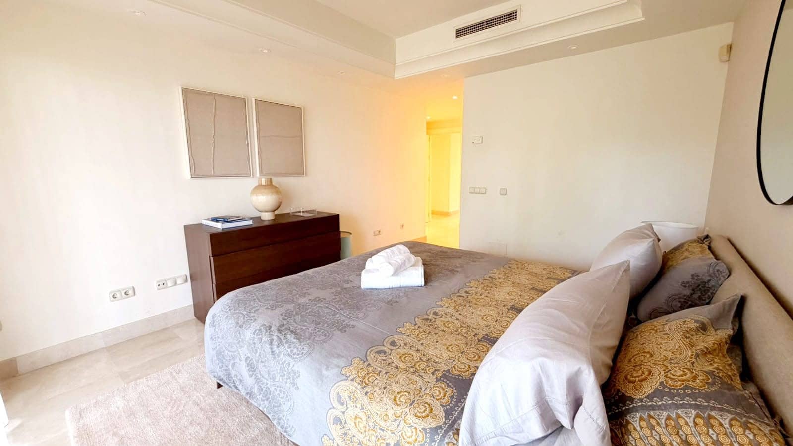 3 sovrum Lägenhet att hyra i Marbella med pool garage - 6 500 € (Ref: 10048973)