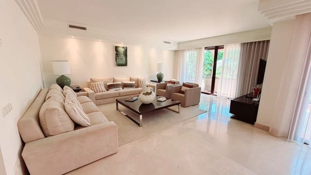 3 camera da letto Appartamento da affittare in Marbella con piscina garage - 6.500 € (Rif: 10048973)