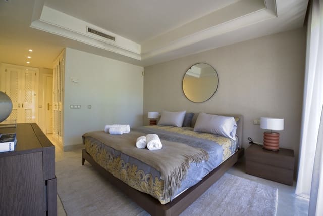 3 sovrum Lägenhet att hyra i Marbella med pool garage - 5 500 € (Ref: 10048973)