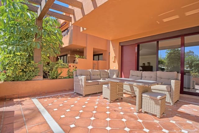 3 slaapkamer Appartement te huur in Marbella met zwembad garage - € 5.000 (Ref: 10048973)