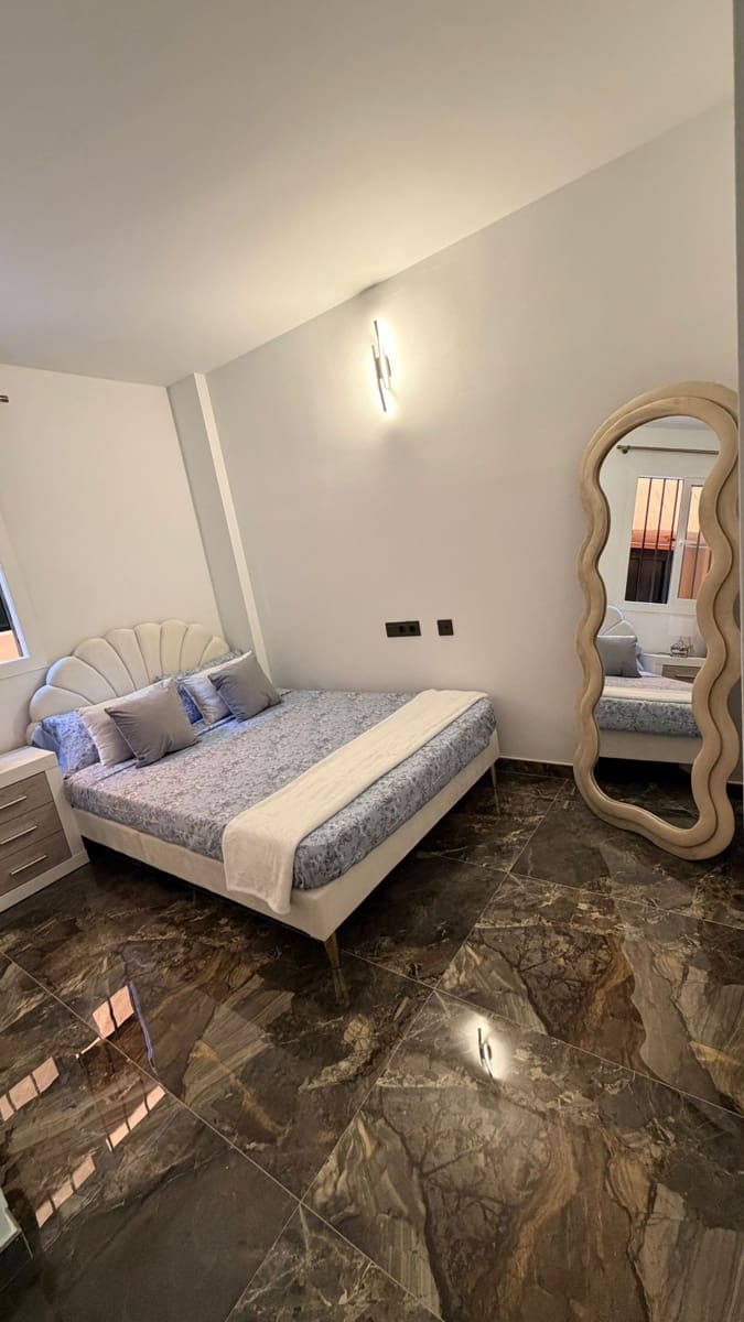 Apartamento de 3 habitaciones en Marbella en alquiler con piscina garaje - 2.500 € (Ref: 10048974)