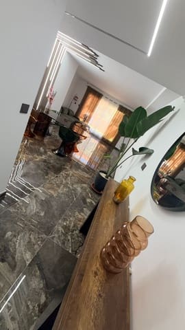 Apartamento de 3 habitaciones en Marbella en alquiler con piscina garaje - 2.500 € (Ref: 10048974)
