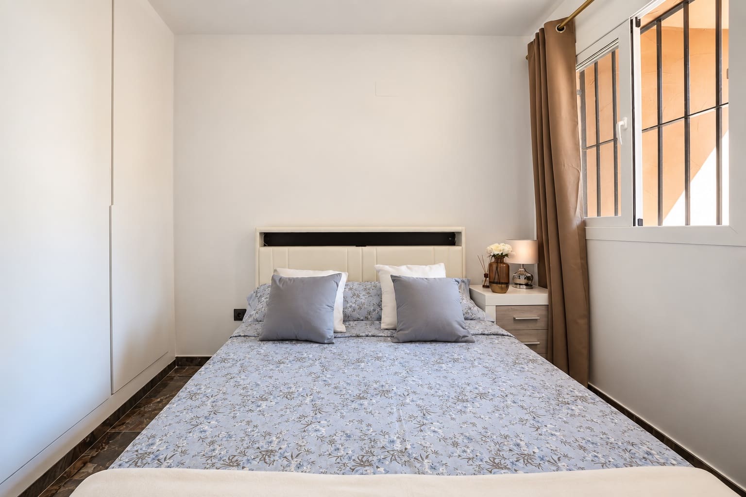 3 bedroom Apartment for rent in Marbella with pool garage - € 2,500 (Ref: 10048974)