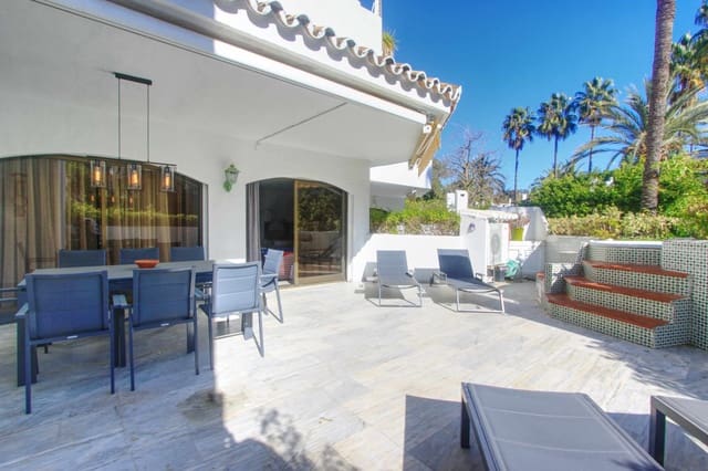 3 chambre Appartement à vendre à Santa María, Marbella avec piscine - 649 000 € (Ref: 10048975)