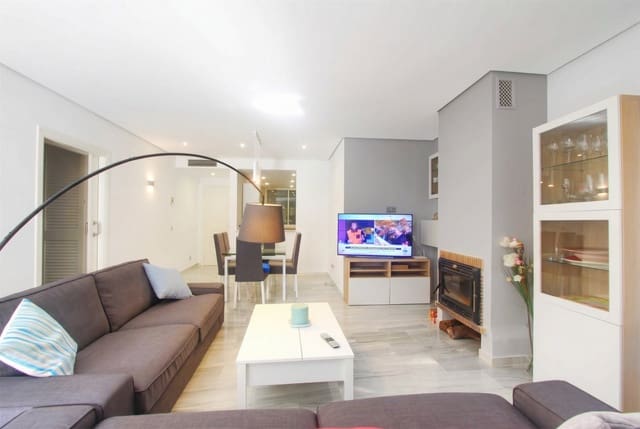 3 chambre Appartement à vendre à Santa María, Marbella avec piscine - 649 000 € (Ref: 10048975)