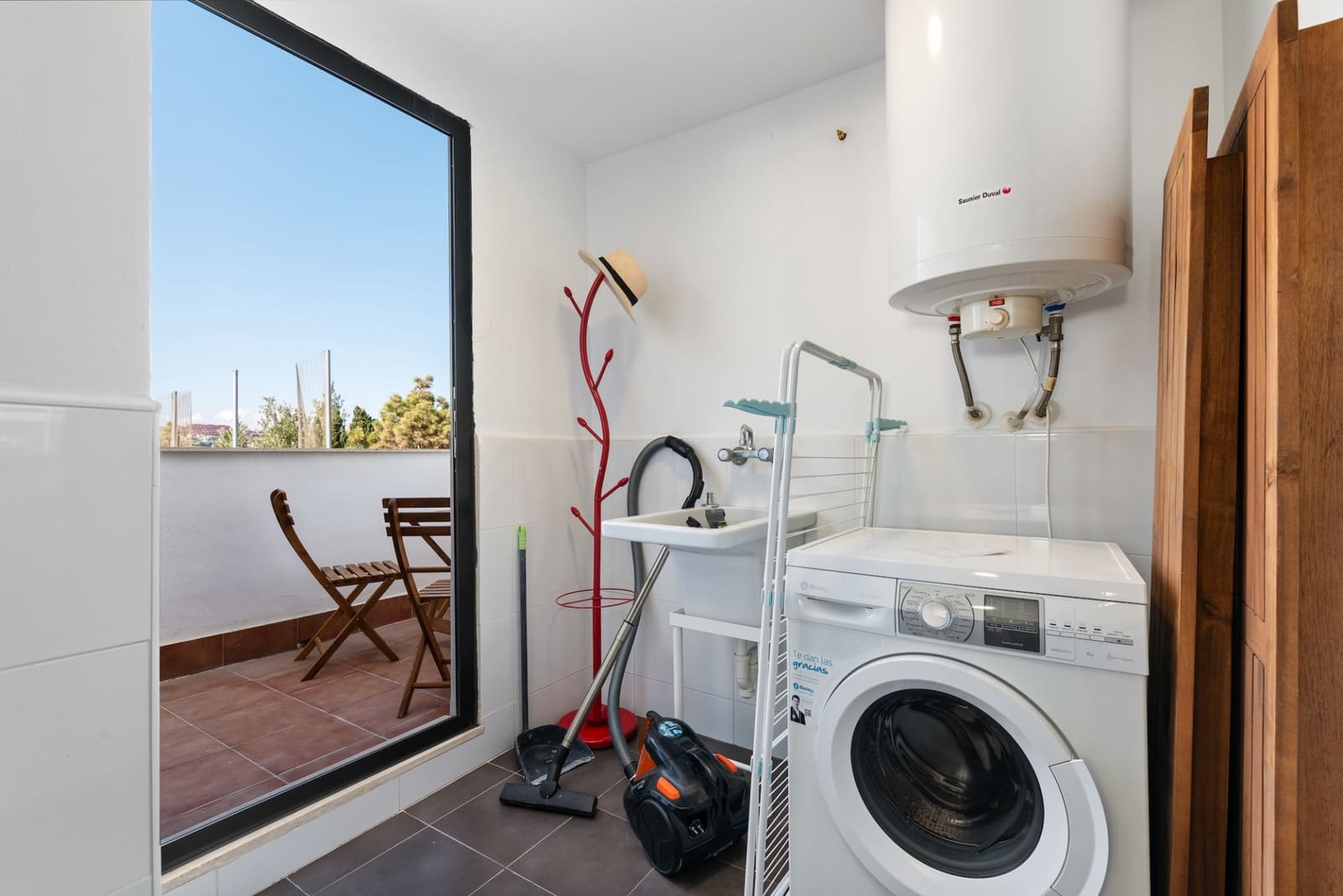 2 soveværelse Penthouse til salg i Casares med swimmingpool garage - € 399.000 (Ref: 10048976)