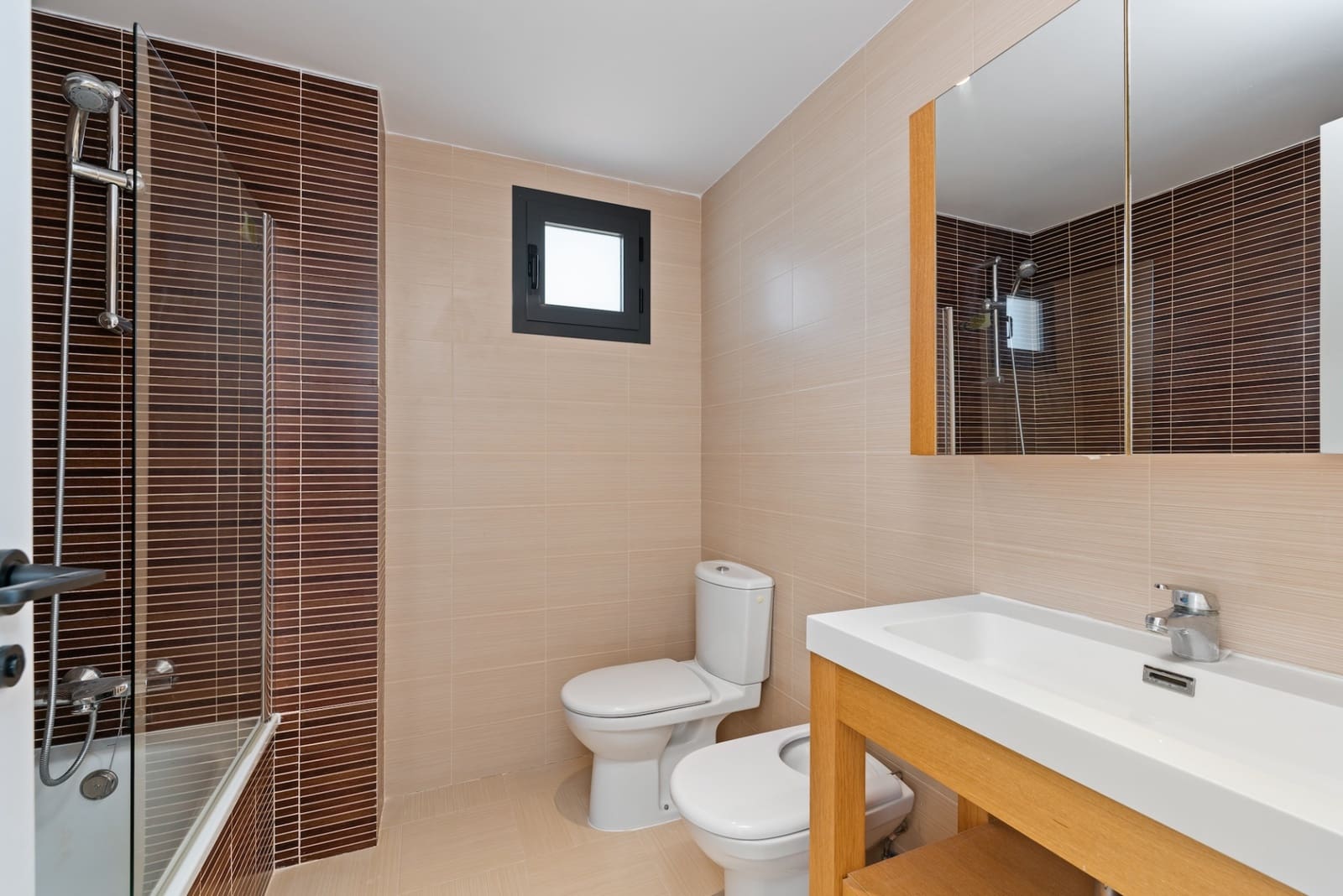 2 soveværelse Penthouse til salg i Casares med swimmingpool garage - € 399.000 (Ref: 10048976)