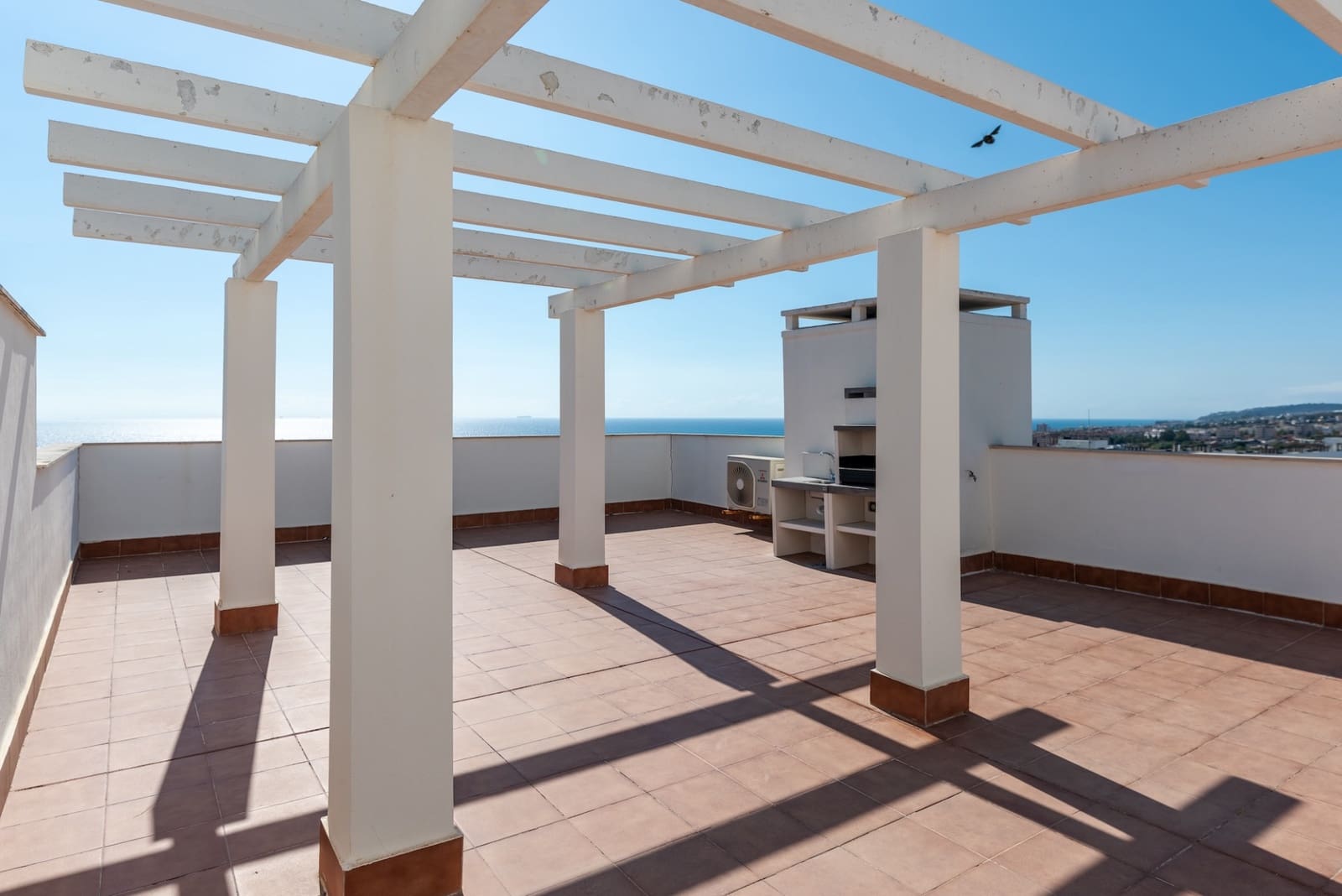 2 soveværelse Penthouse til salg i Casares med swimmingpool garage - € 399.000 (Ref: 10048976)