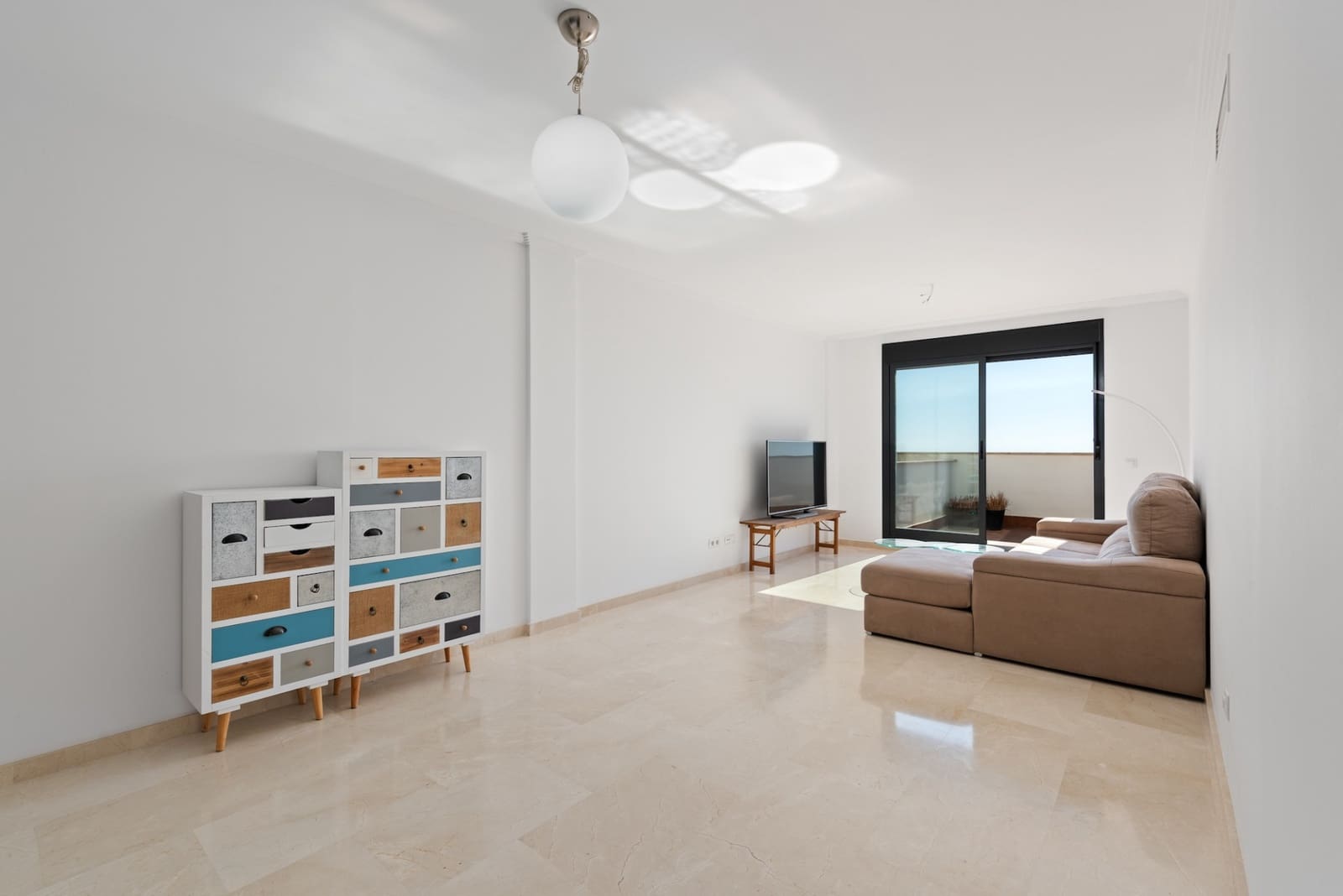 2 soveværelse Penthouse til salg i Casares med swimmingpool garage - € 399.000 (Ref: 10048976)