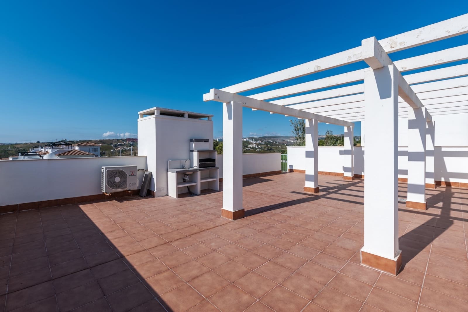 2 soveværelse Penthouse til salg i Casares med swimmingpool garage - € 399.000 (Ref: 10048976)