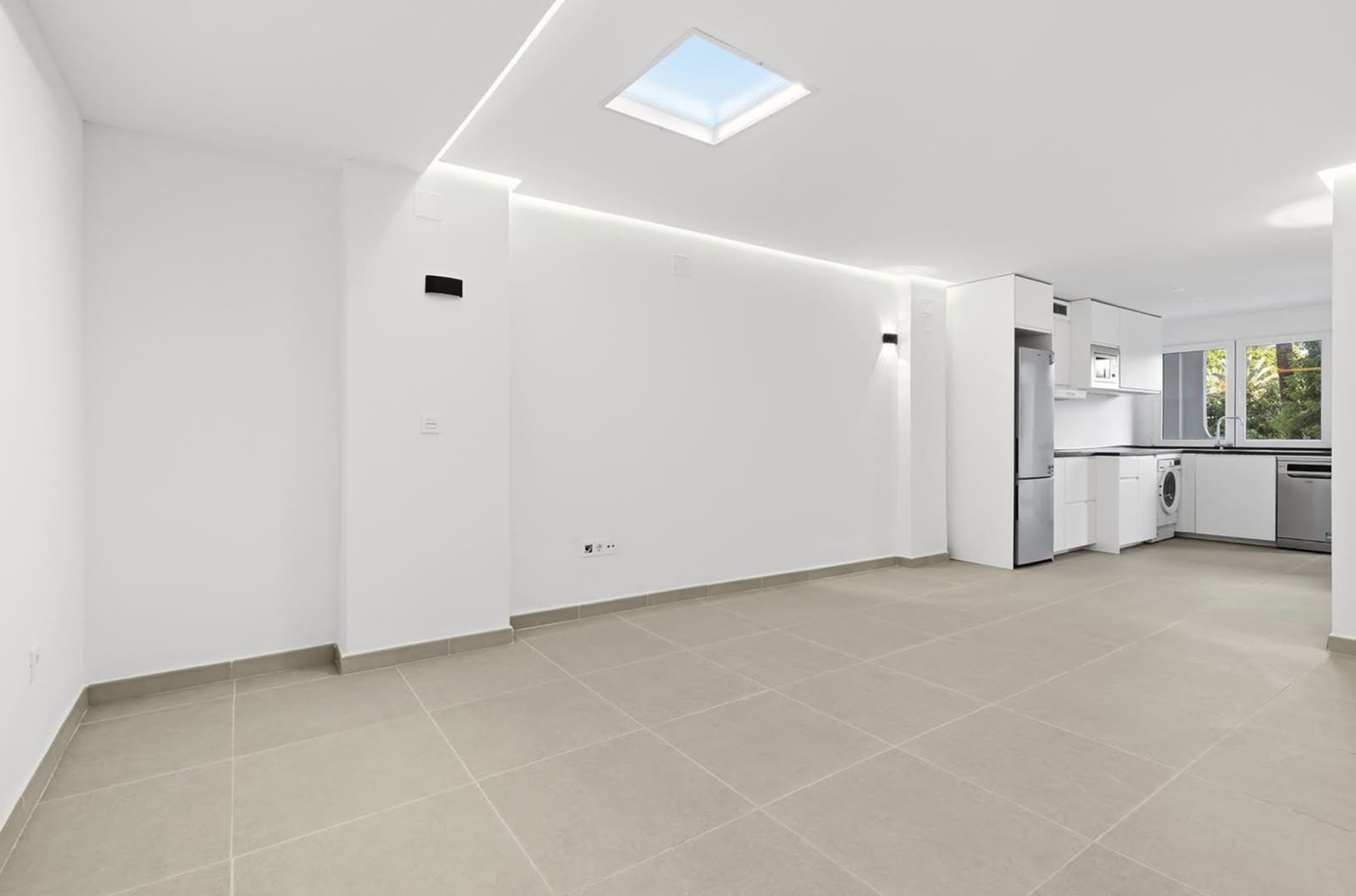 1 bedroom Studio for sale in Marbella with pool - € 235,000 (Ref: 10061731)