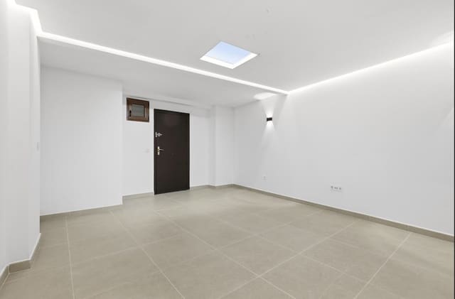 1 bedroom Studio for sale in Marbella with pool - € 235,000 (Ref: 10061731)