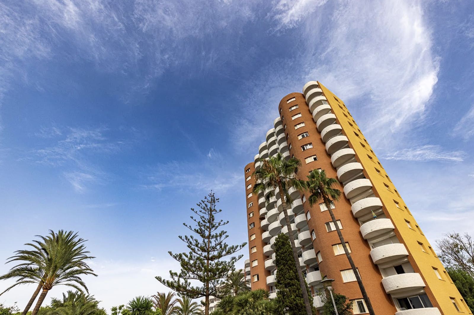 1 bedroom Studio for sale in Marbella with pool - € 235,000 (Ref: 10061731)