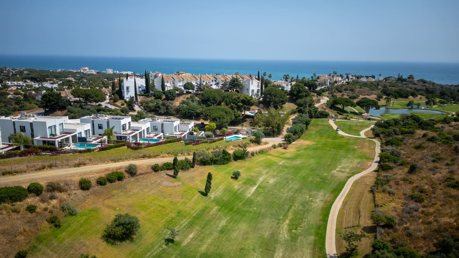 5 soveværelse Semi-Rækkehus til salg i Marbella med swimmingpool garage - € 1.395.000 (Ref: 10061738)