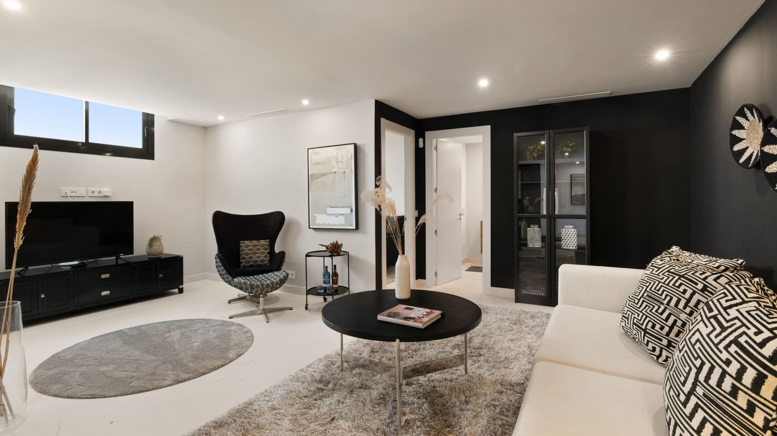 5 soveværelse Semi-Rækkehus til salg i Marbella med swimmingpool garage - € 1.395.000 (Ref: 10061738)
