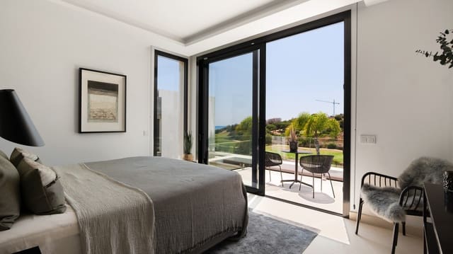 5 camera da letto Villetta Bifamiliare in vendita in Santa Clara, Marbella con piscina garage - 1.395.000 € (Rif: 10061738)
