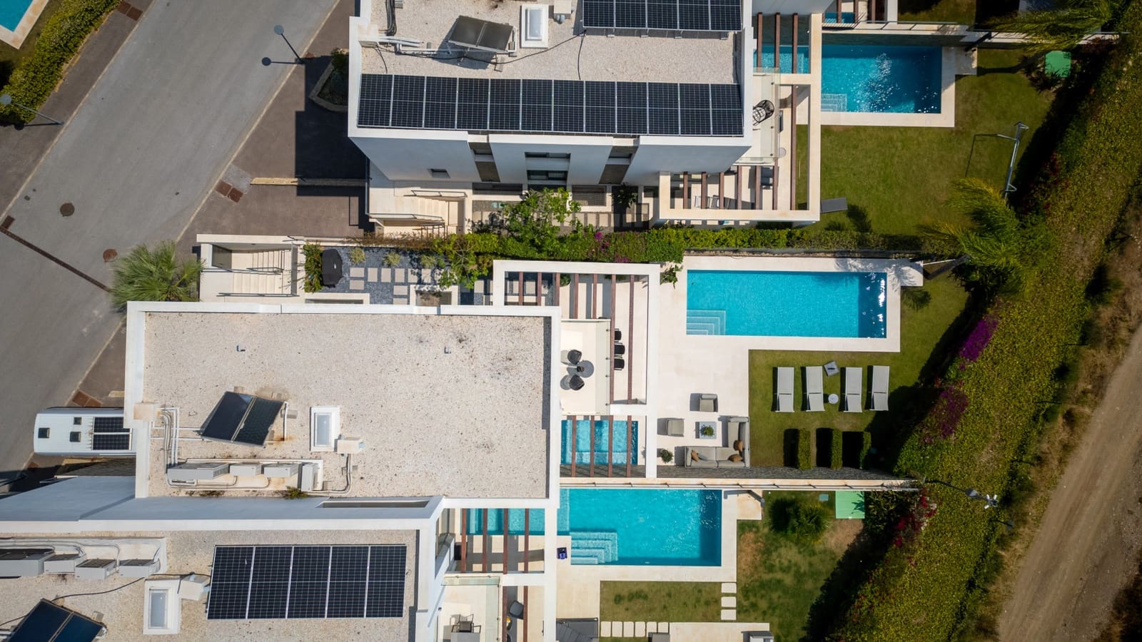 5 soveværelse Semi-Rækkehus til salg i Marbella med swimmingpool garage - € 1.395.000 (Ref: 10061738)