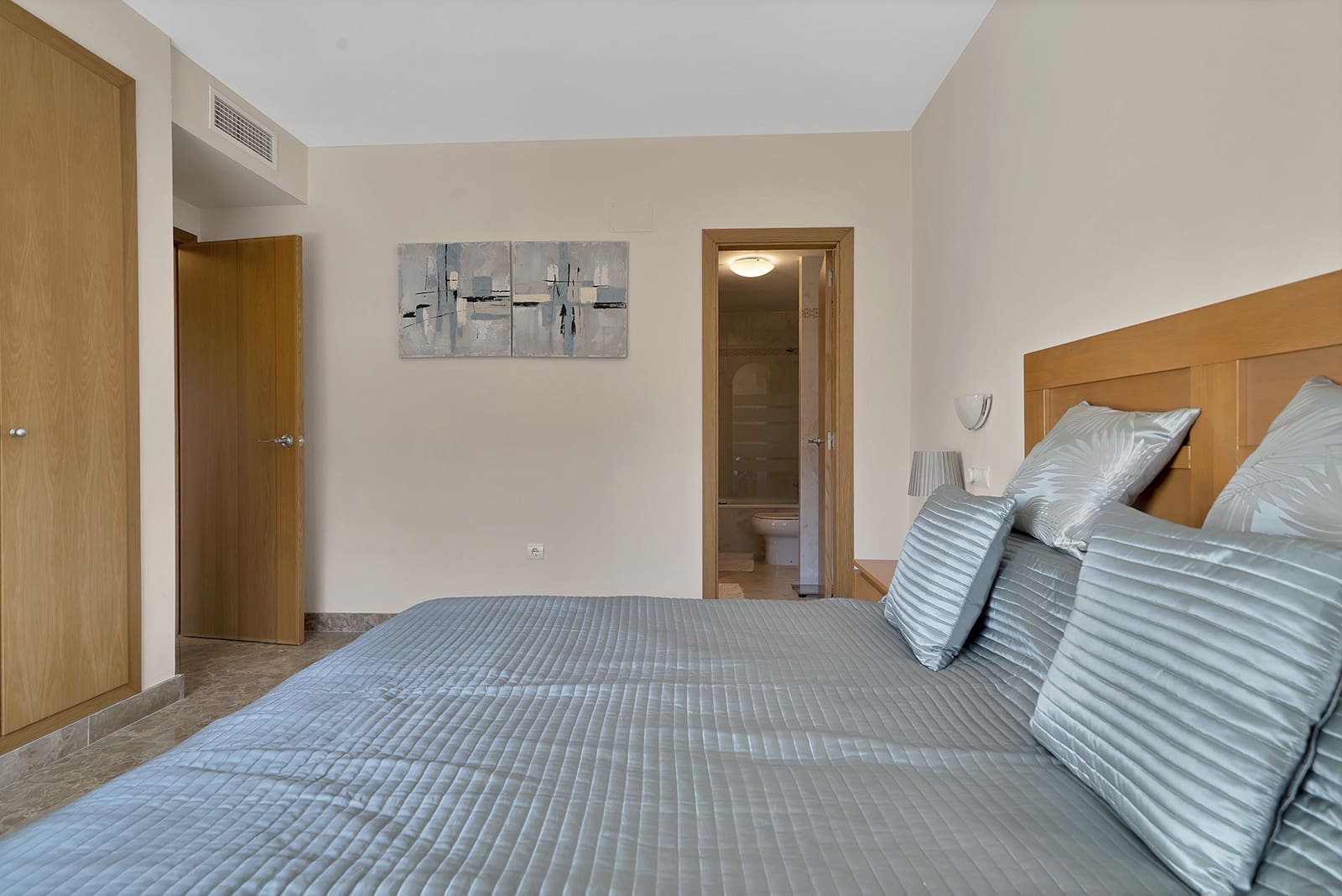 2 bedroom Apartment for sale in New Golden Mile with pool garage - € 349,000 (Ref: 10061740)