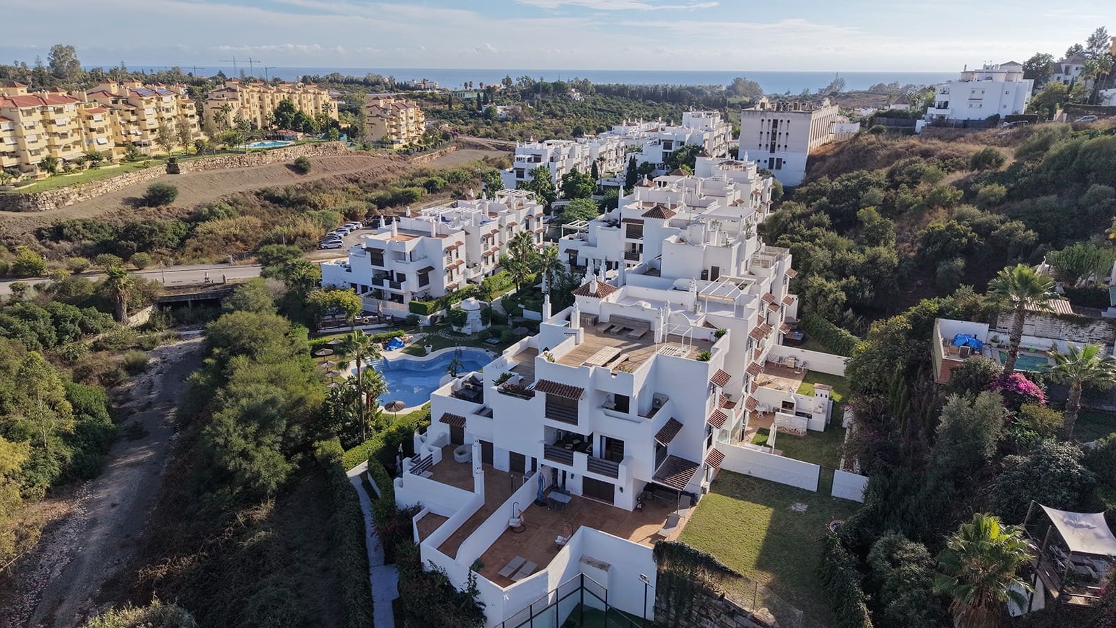 2 bedroom Apartment for sale in New Golden Mile with pool garage - € 349,000 (Ref: 10061740)