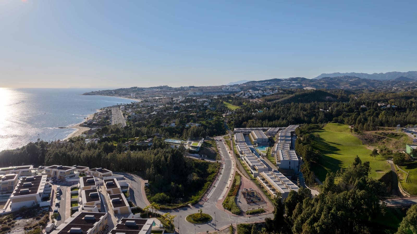 3 sovrum Semi-fristående Villa till salu i Marbella med pool garage - 700 000 € (Ref: 10098213)