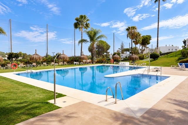 2 bedroom Penthouse for sale in Aloha Golf, Marbella with pool garage - € 495,000 (Ref: 10135961)