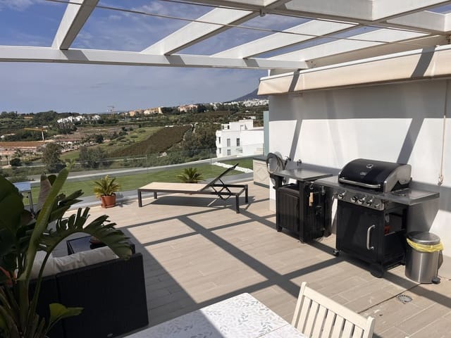 3 makuuhuone Omakotitalo myytävänä paikassa Cancelada, Estepona mukana uima-altaan 
autotalli - 610 000 € (Ref: 10146983)