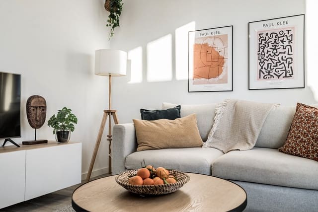 2 Zimmer Apartment zu vermieten in Cancelada, Estepona mit Pool Garage - 2.500 € (Ref: 10146984)