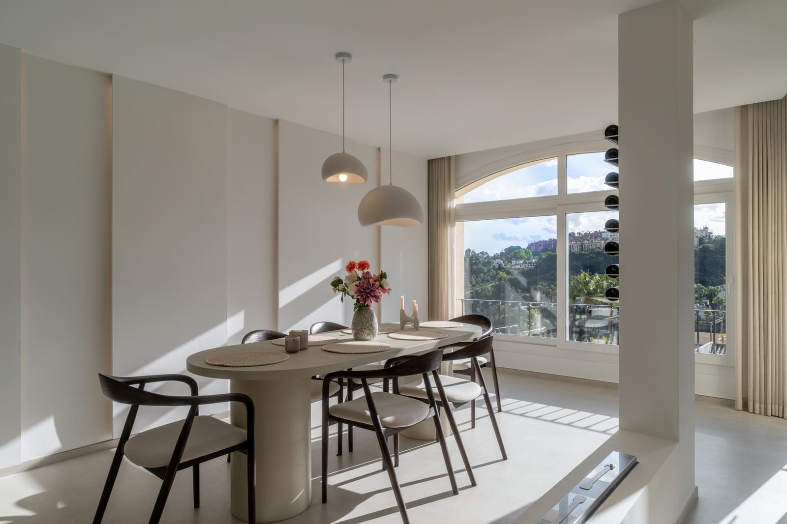 3 sypialnia Penthouse na sprzedaż w Benahavis z basenem garażem - 1 150 000 € (Ref: 10150340)