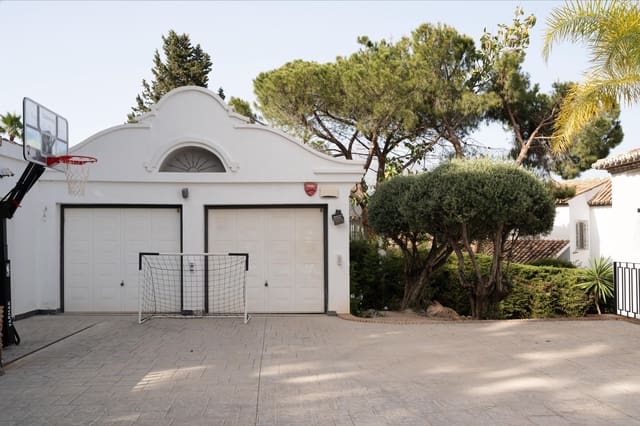 5 quarto Moradia para arrendar em Nueva Andalucia, Marbella com piscina garagem - 24 000 € (Ref: 10154968)