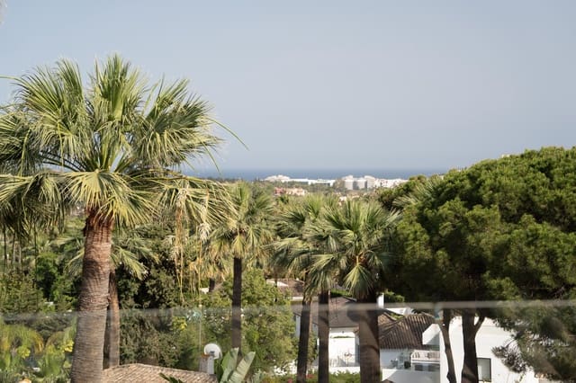 5 quarto Moradia para arrendar em Nueva Andalucia, Marbella com piscina garagem - 24 000 € (Ref: 10154968)