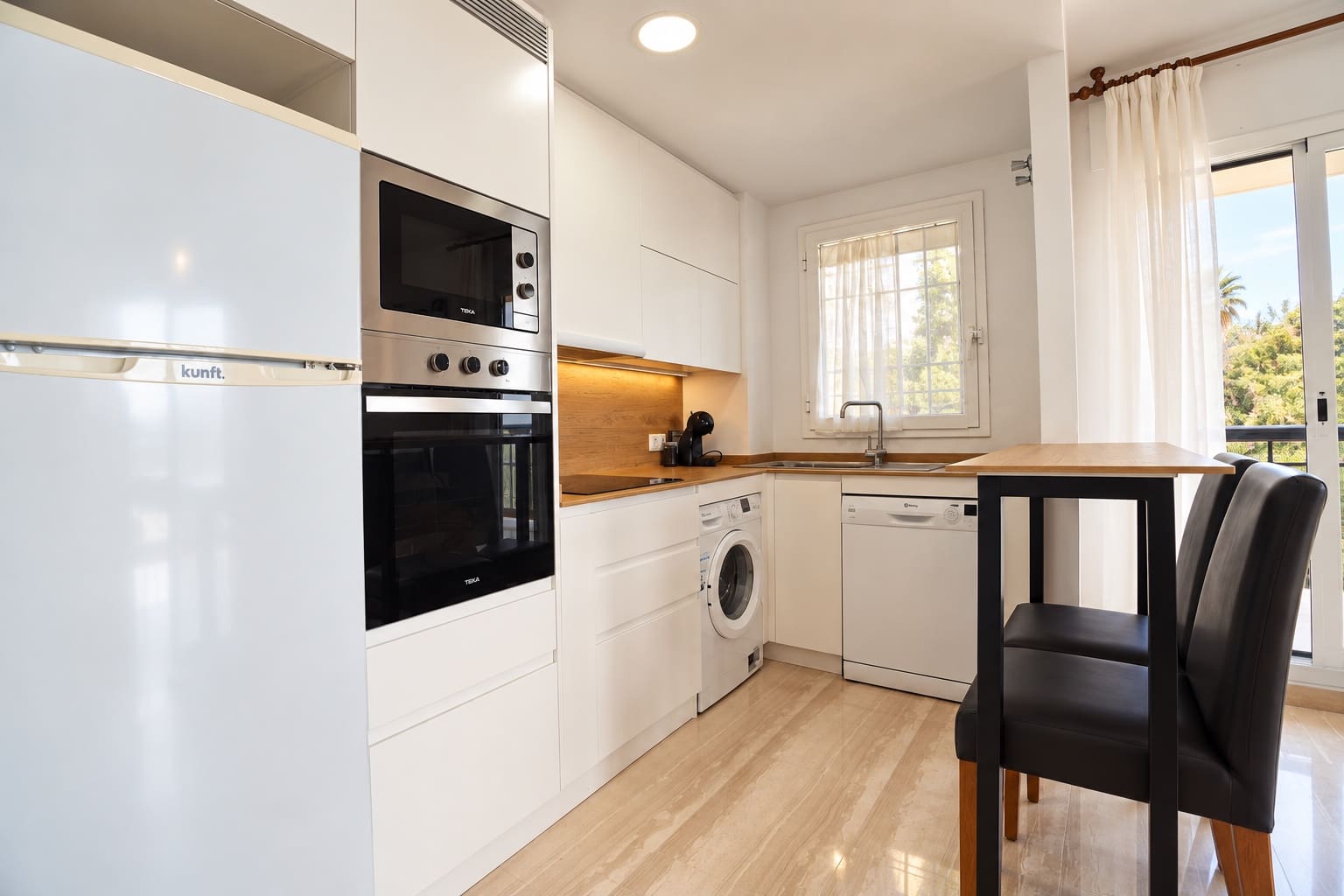 2 slaapkamer Appartement te koop in Fuengirola - € 570.000 (Ref: 10154969)