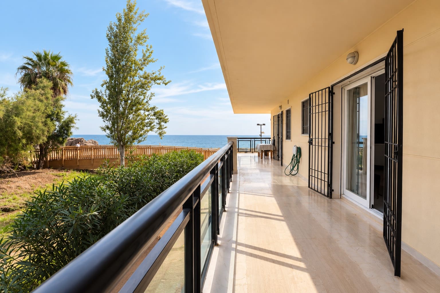 2 slaapkamer Appartement te koop in Fuengirola - € 570.000 (Ref: 10154969)